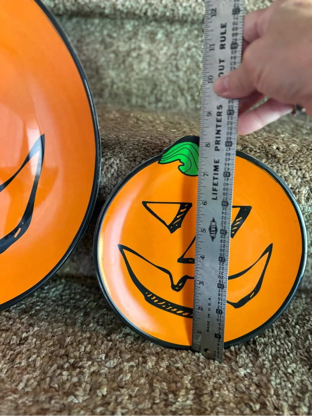 Halloween Pumpkin Jack-O'-Lantern Party Plates - Orange